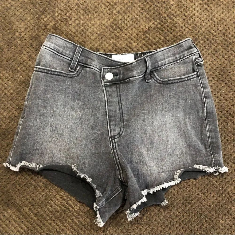 Abercrombie and Fitch High Rise Mini Mom Shorts